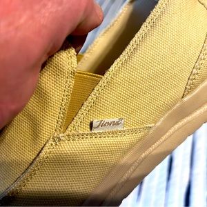 Jion’s Men’s Slip On Shoes